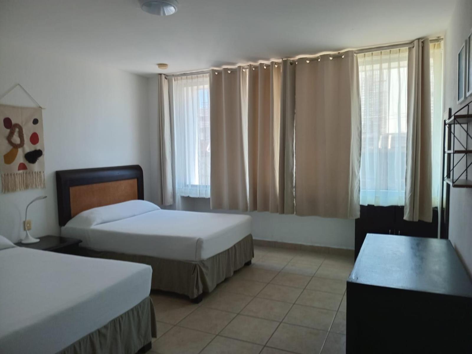 Banderas Suites Бусериас Экстерьер фото